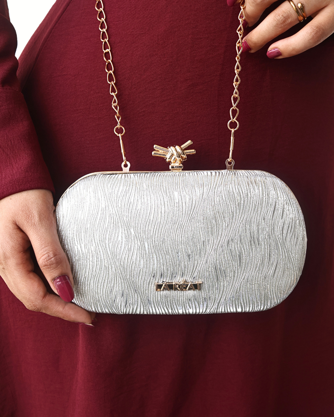 Women Wave Box Clutch