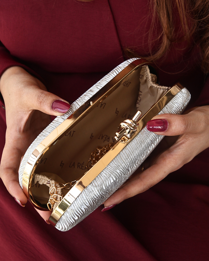 Women Wave Box Clutch