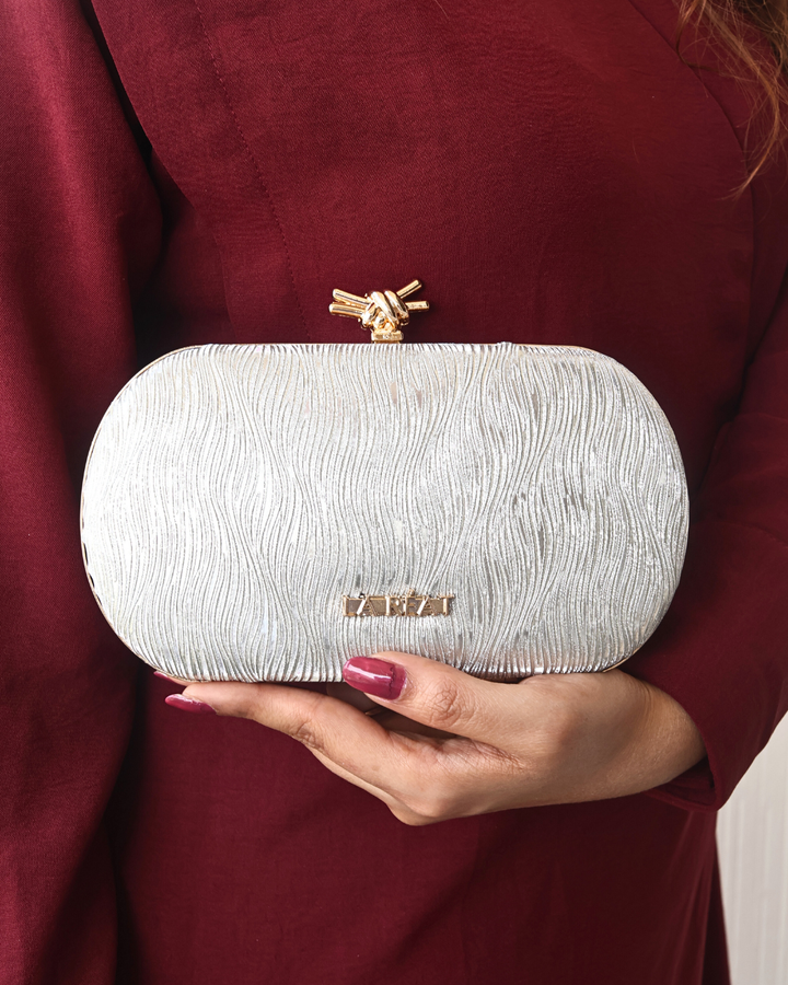 Women Wave Box Clutch