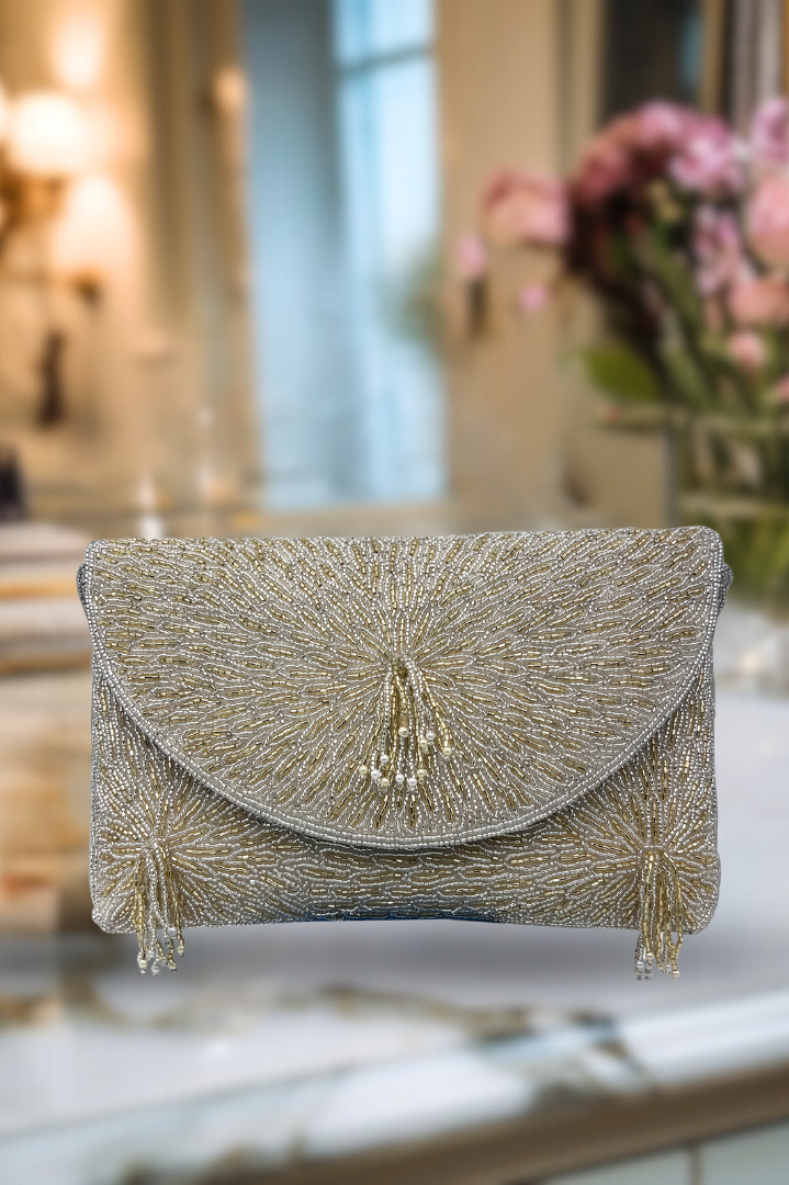 La Reat Aura Bridal Hand Embroidery Clutch Purse